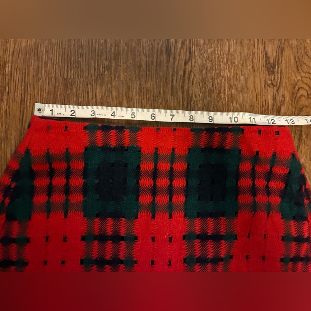 J. Crew Lattice Wool Knit Red and Green Midi Pencil Skirt - Size 0 - Picture 9 of 9